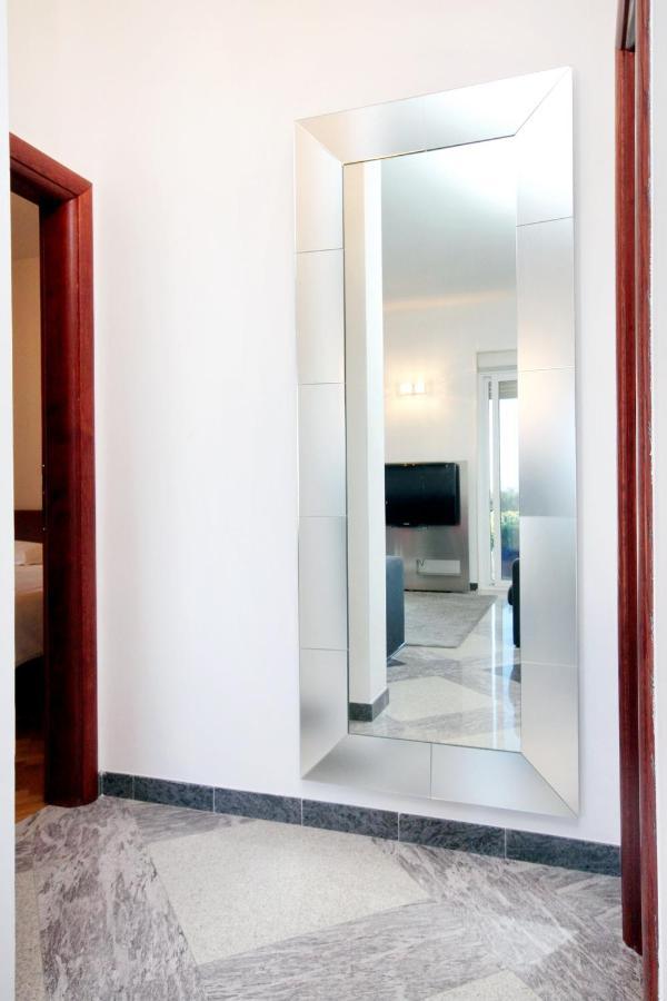 Family Friendly Apartments With A Swimming Pool Rogoznica - 7557 ภายนอก รูปภาพ