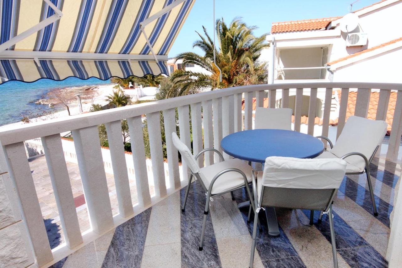 Family Friendly Apartments With A Swimming Pool Rogoznica - 7557 ภายนอก รูปภาพ