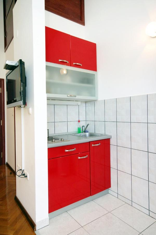 Family Friendly Apartments With A Swimming Pool Rogoznica - 7557 ภายนอก รูปภาพ