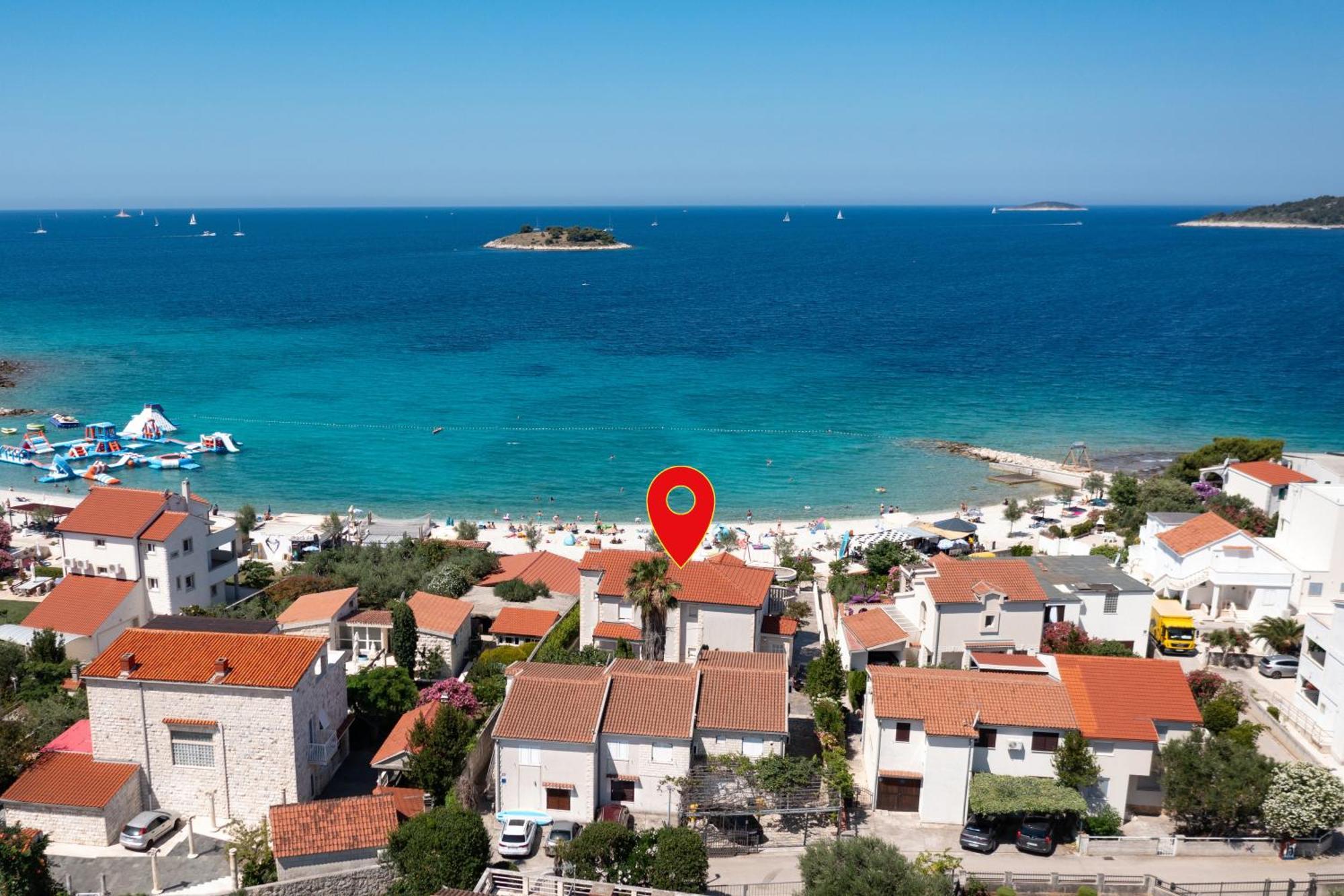 Family Friendly Apartments With A Swimming Pool Rogoznica - 7557 ภายนอก รูปภาพ