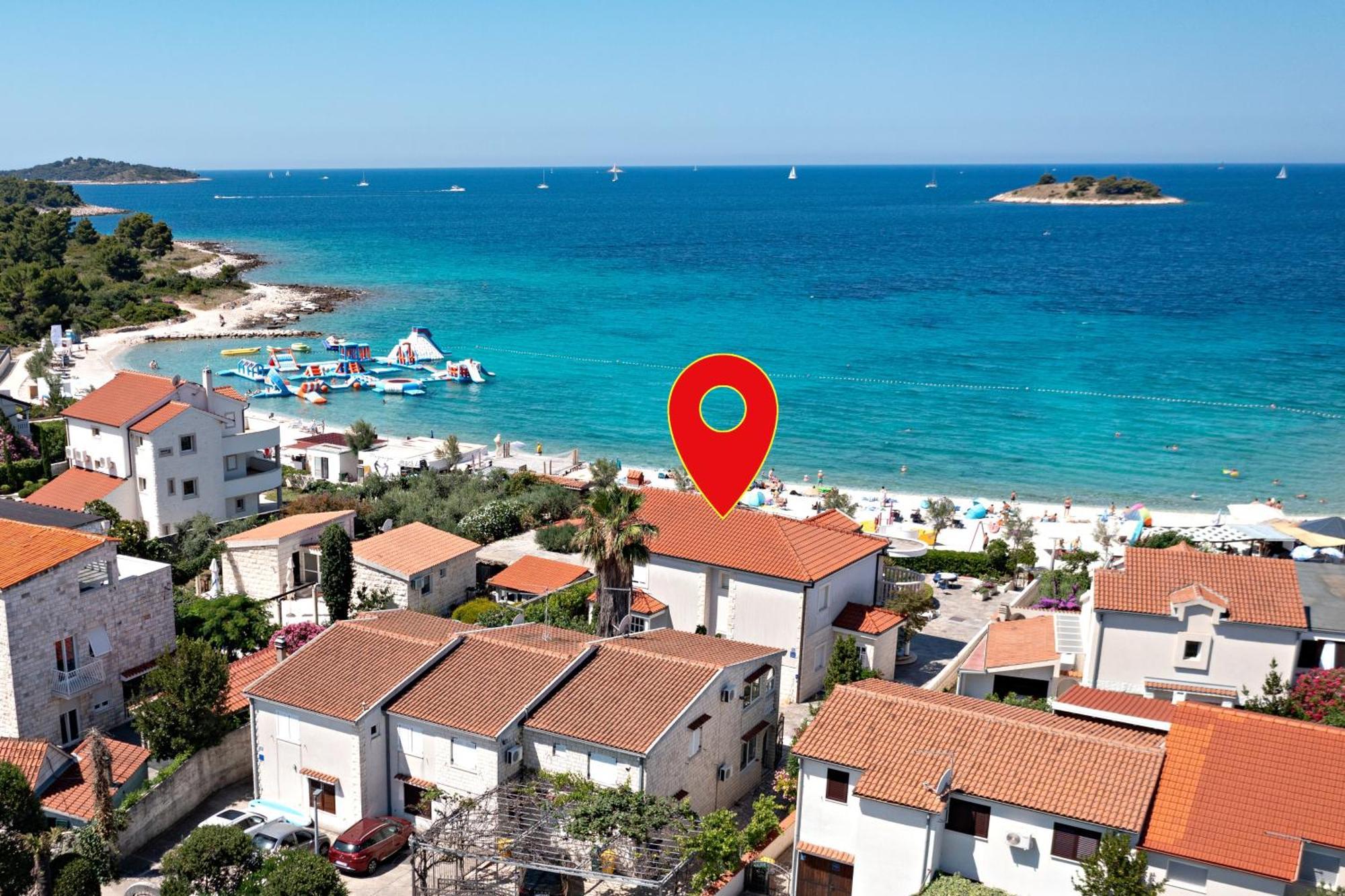 Family Friendly Apartments With A Swimming Pool Rogoznica - 7557 ภายนอก รูปภาพ